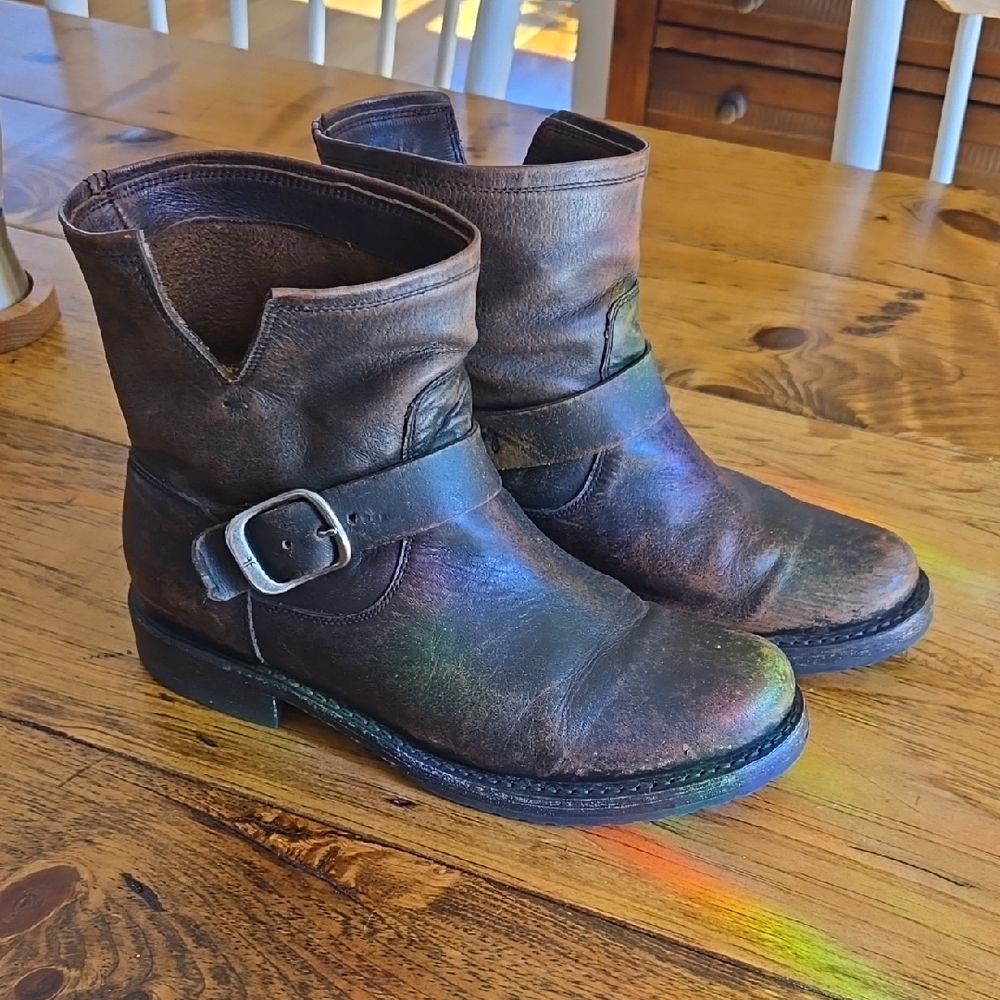 Frye Boots Size 8